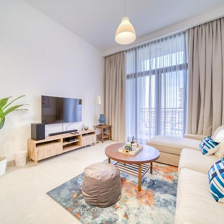 Sophisticated 1Br At Town Square Rawda Dubailand By Deluxe Holiday Homes Exterior foto